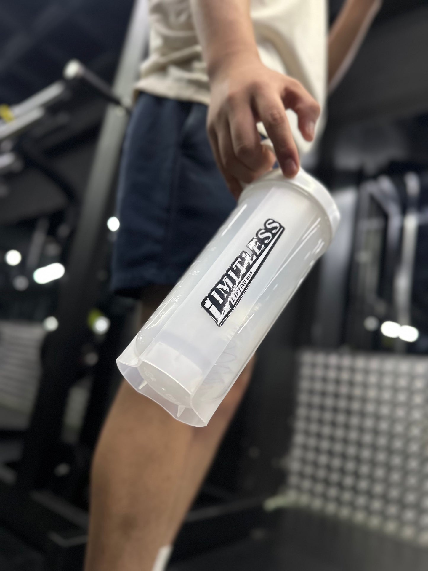 LIFTING CLUB SHAKER